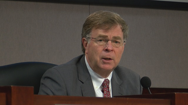 Mayor of Huntsville explains plan to enforce amended Coronavirus safer at home order