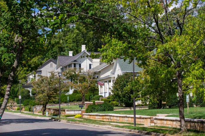 Historic walking tours for Oct. canceled