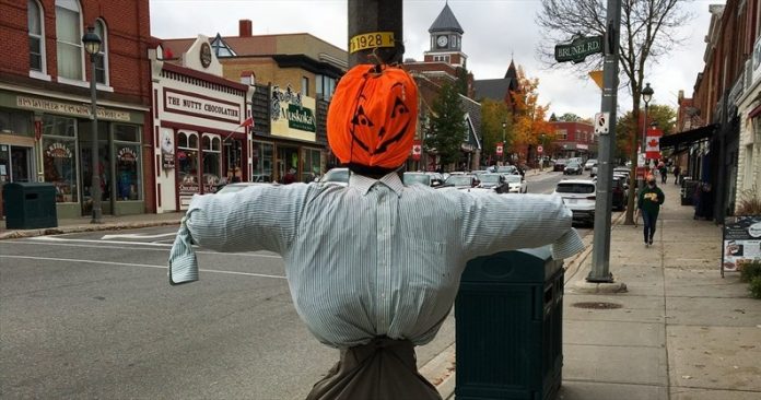 Scarecrows rustle onto Huntsville’s Main Street in October 2020