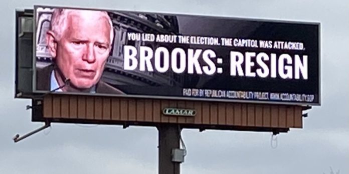 Billboards up across Huntsville call for Rep. Mo Brooks to resign